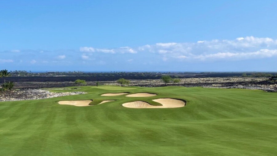 Ke’Olu Course at Hualalai - bunkers 