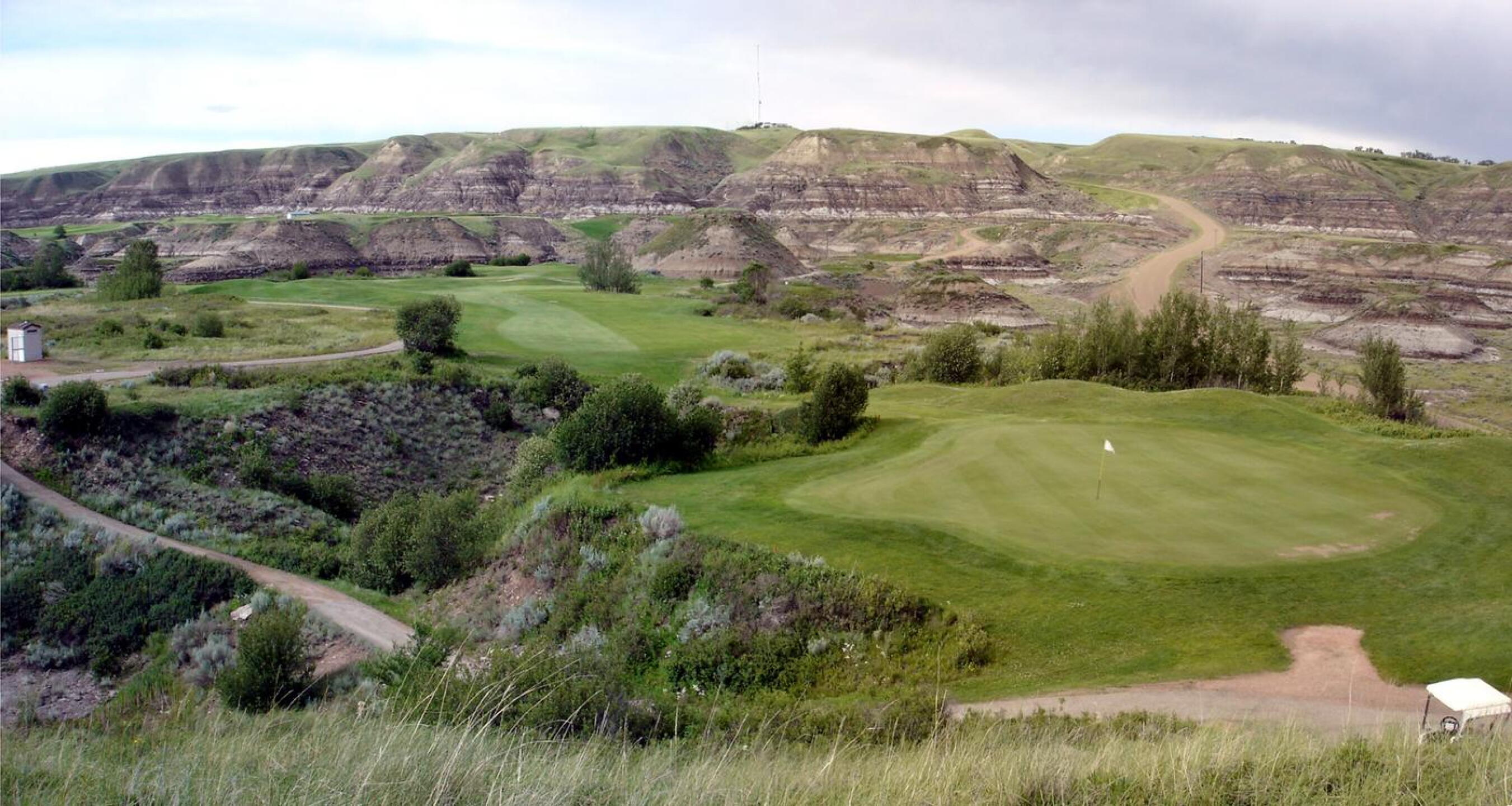 Dinosaur Trail G&CC, Hole 15, Par 4, 377 yds (Photo submitted by DYakimec on 03/29/2017)