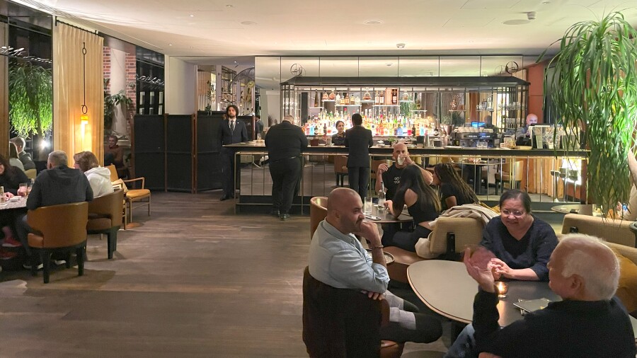 The Grove - bar