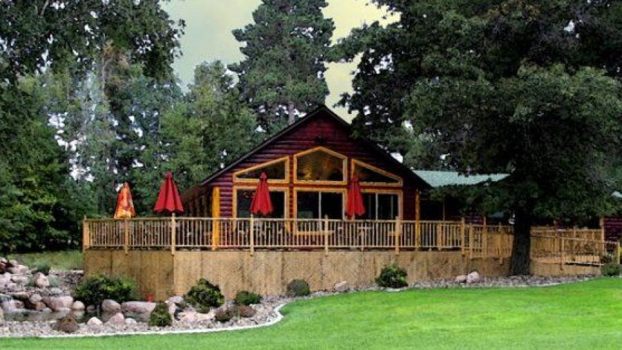 Crosswoods GC: clubhouse