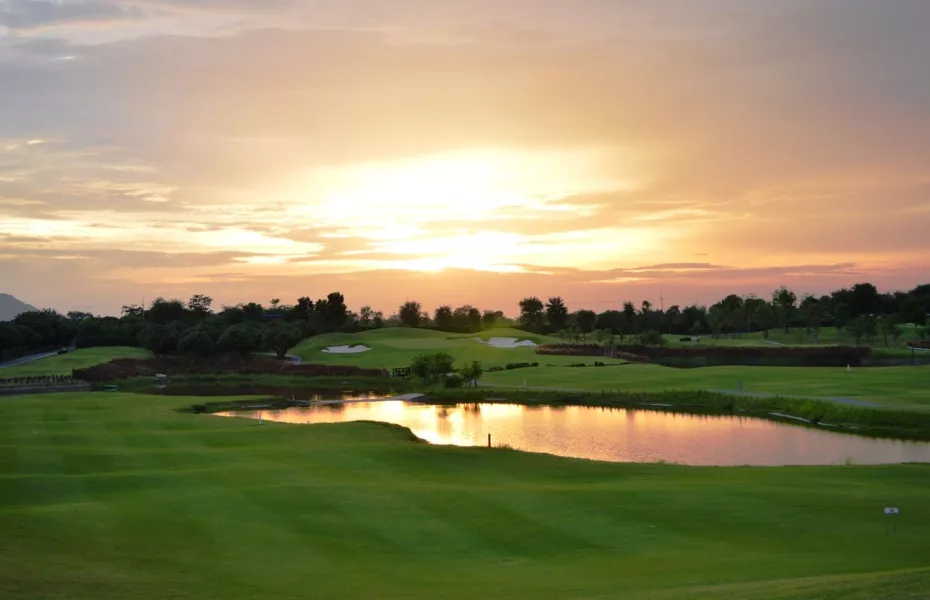 Rancho Charnvee Resort & CC