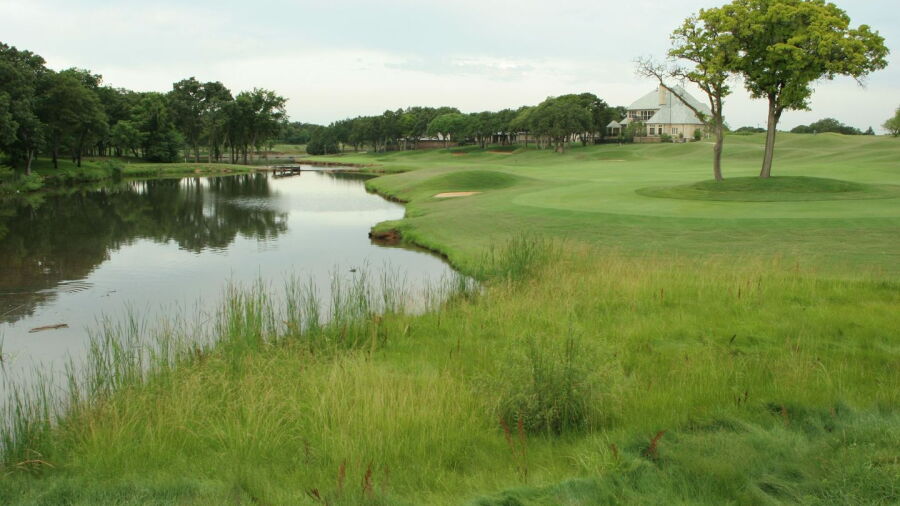 Oak Tree CC