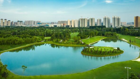 Xi'an International GC: #17