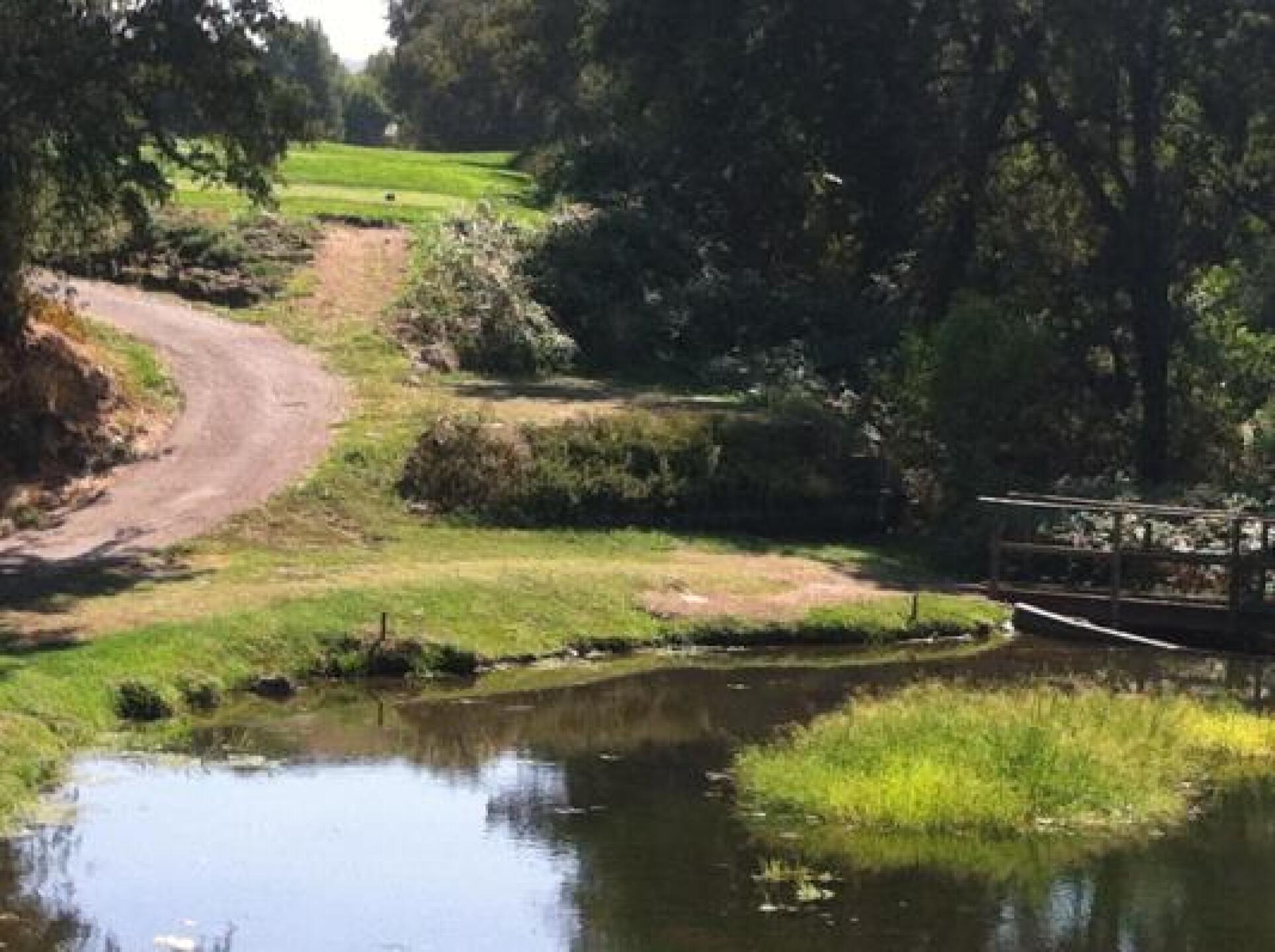 18th at Sunset Whitney (Photo submitted by Brett4224030 on 10/04/2012)