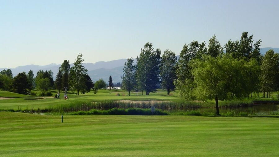 Meadow Gardens GC