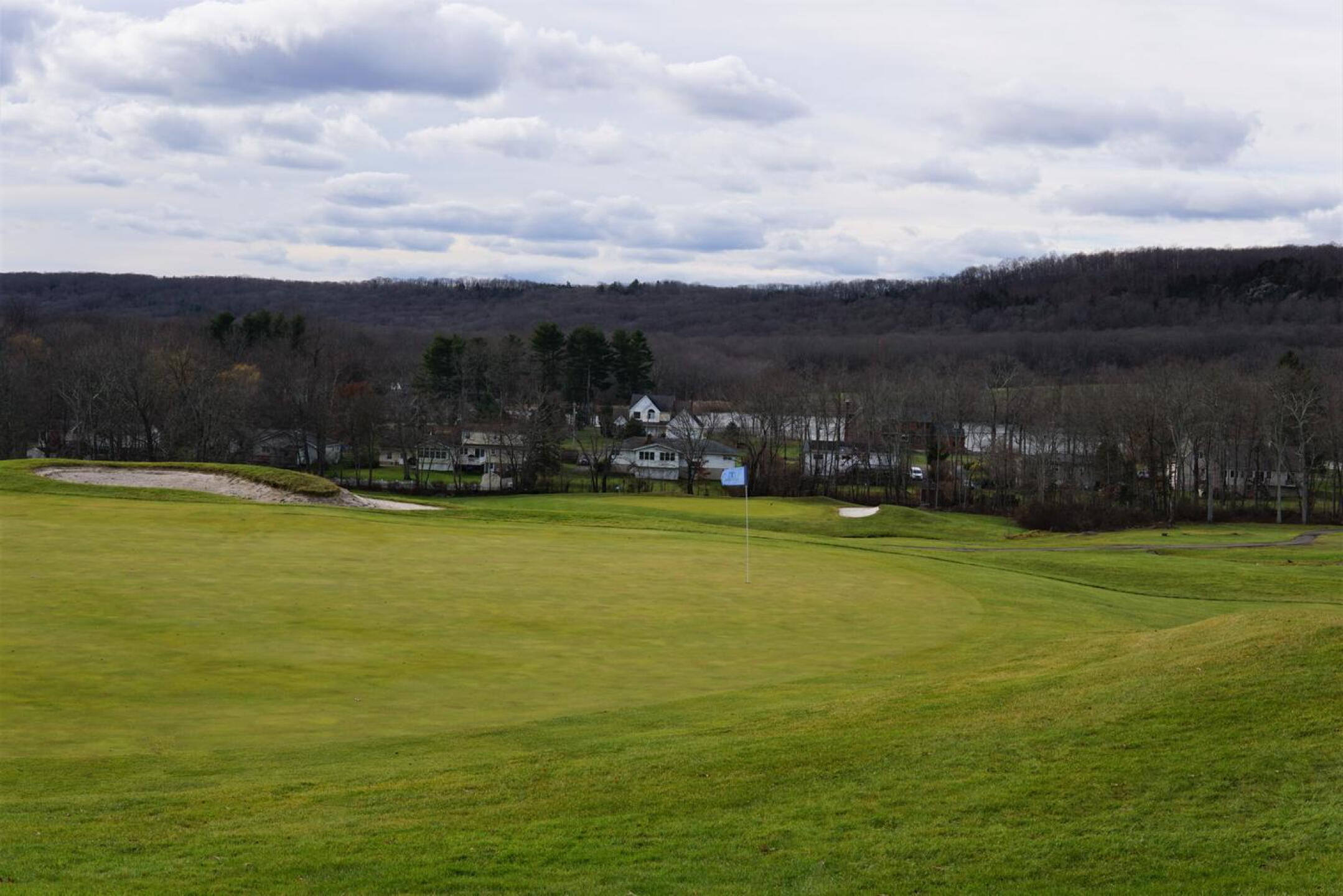 A view of the ninth green from its left flank. (Photo submitted by AptlyLinked on 12/13/2022)