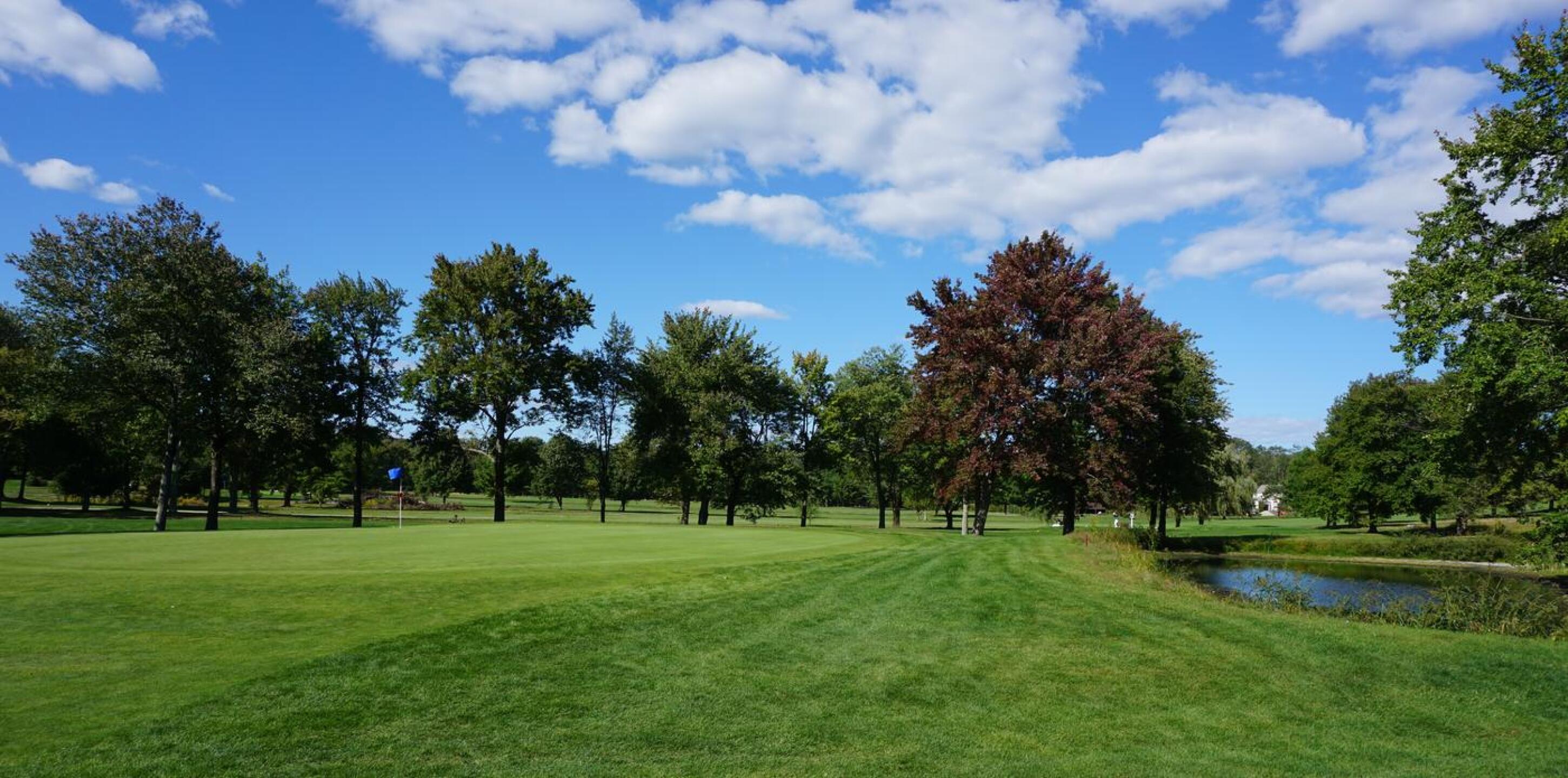 The green complex at the reachable par-5 eighth. (Photo submitted by AptlyLinked on 09/21/2020)