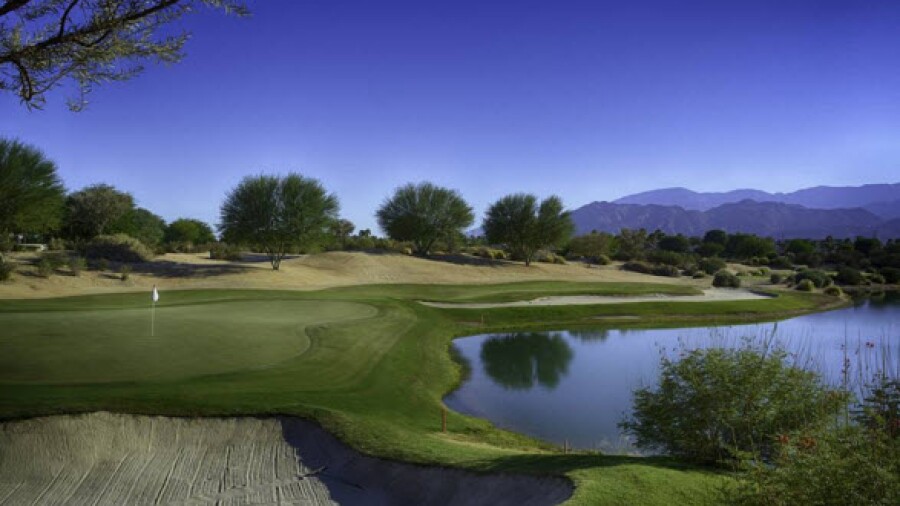 21 - Living The Green - November 2015 - channingbenjaminphotography