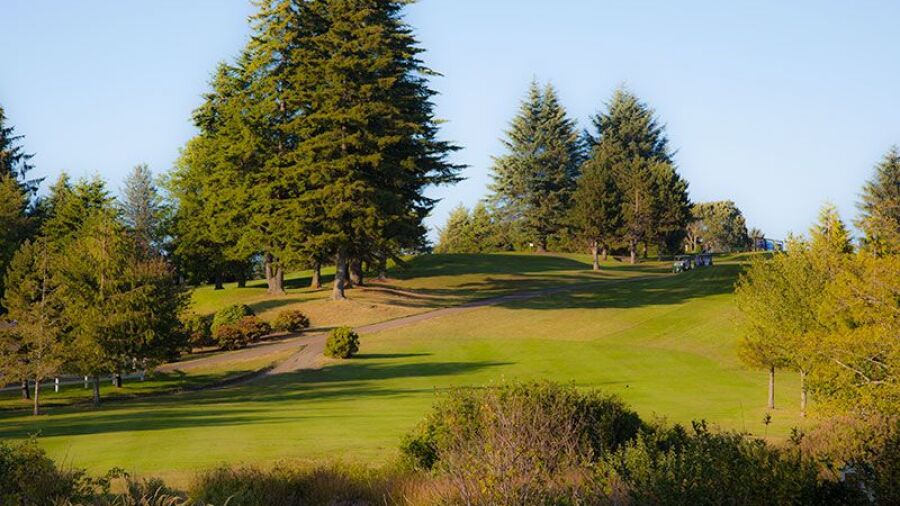 Chinook Winds Golf Resort