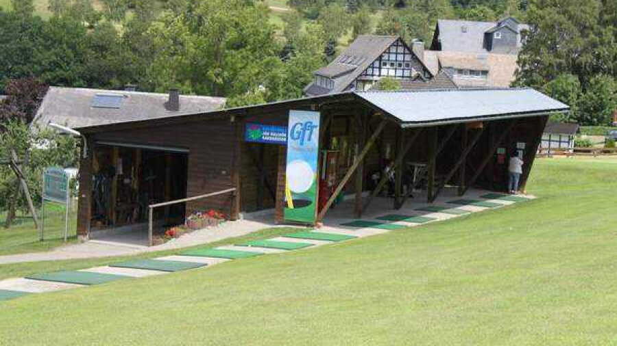 Sellinghausen GC: Driving range