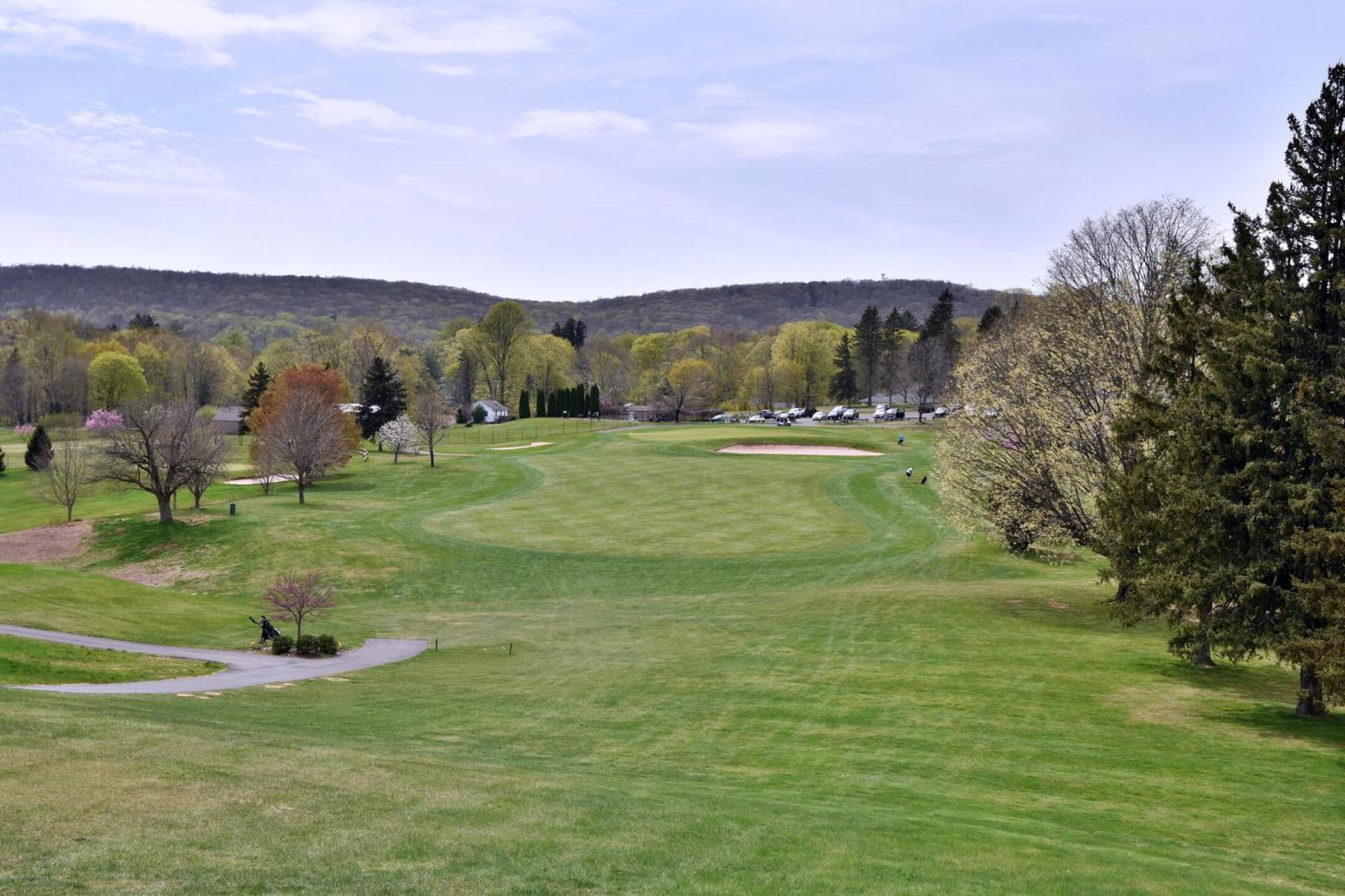 Hole Nine (par-4, 305): A drive-and-pitch finisher, supplying a pleasant vista from its tees. (Photo submitted by AptlyLinked on 04/26/2025)