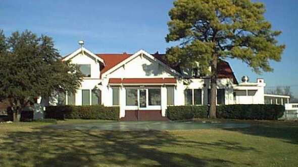 Woodlawn CC: Clubhouse