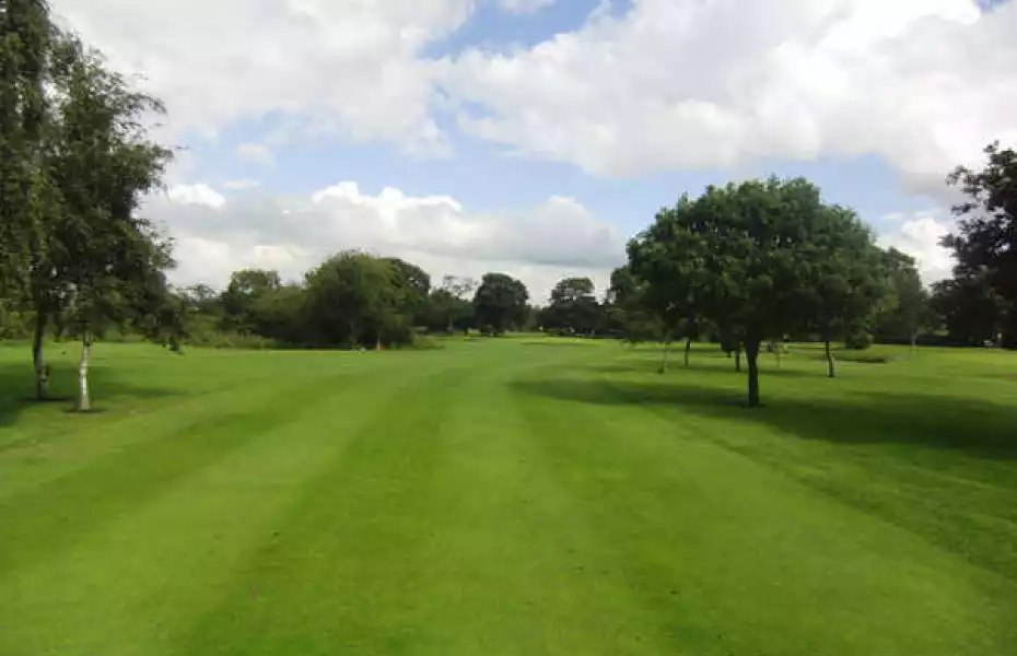 Sandfield GC & Driving Range