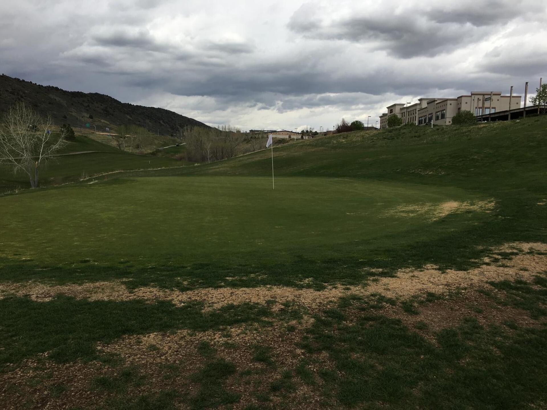So, Mr Deer Creek staff member, you're trying to tell me all the courses in the Metro Denver area look like this... yeah.. sure. (Photo submitted by cbcruz305024 on 04/21/2017)
