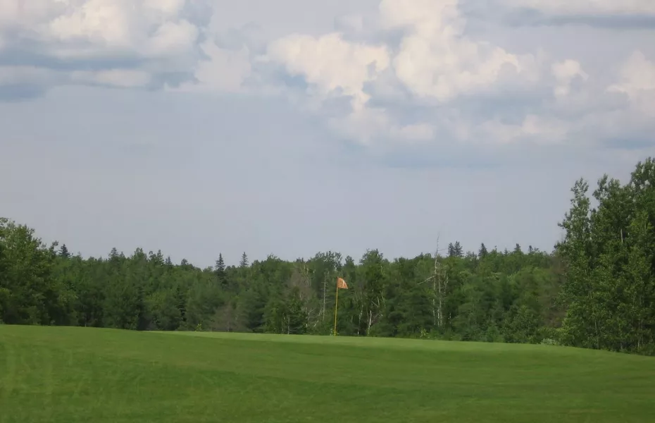 Juniper Hollow Par 3 GC: #1
