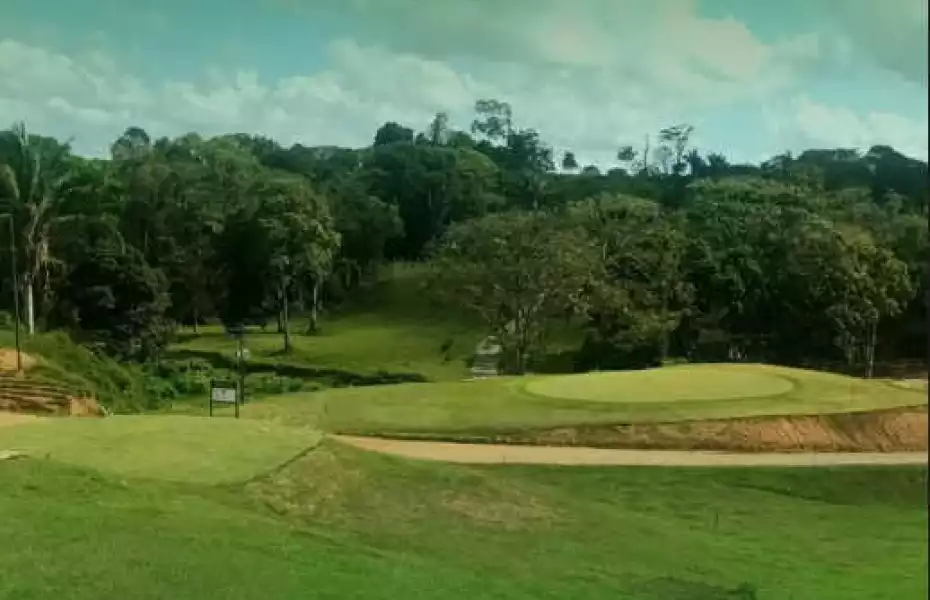 Paso Largo Glamping & GC