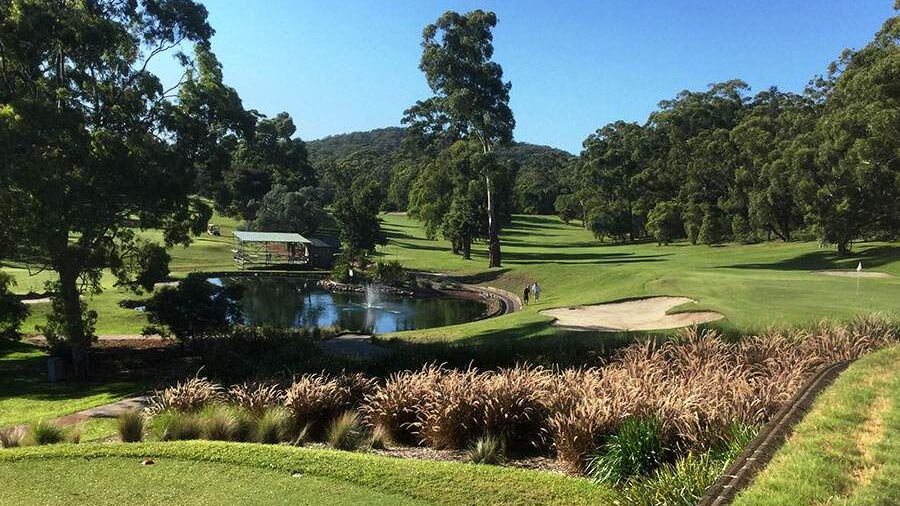 Nelson Bay Golf Club: Christmas Bush #9