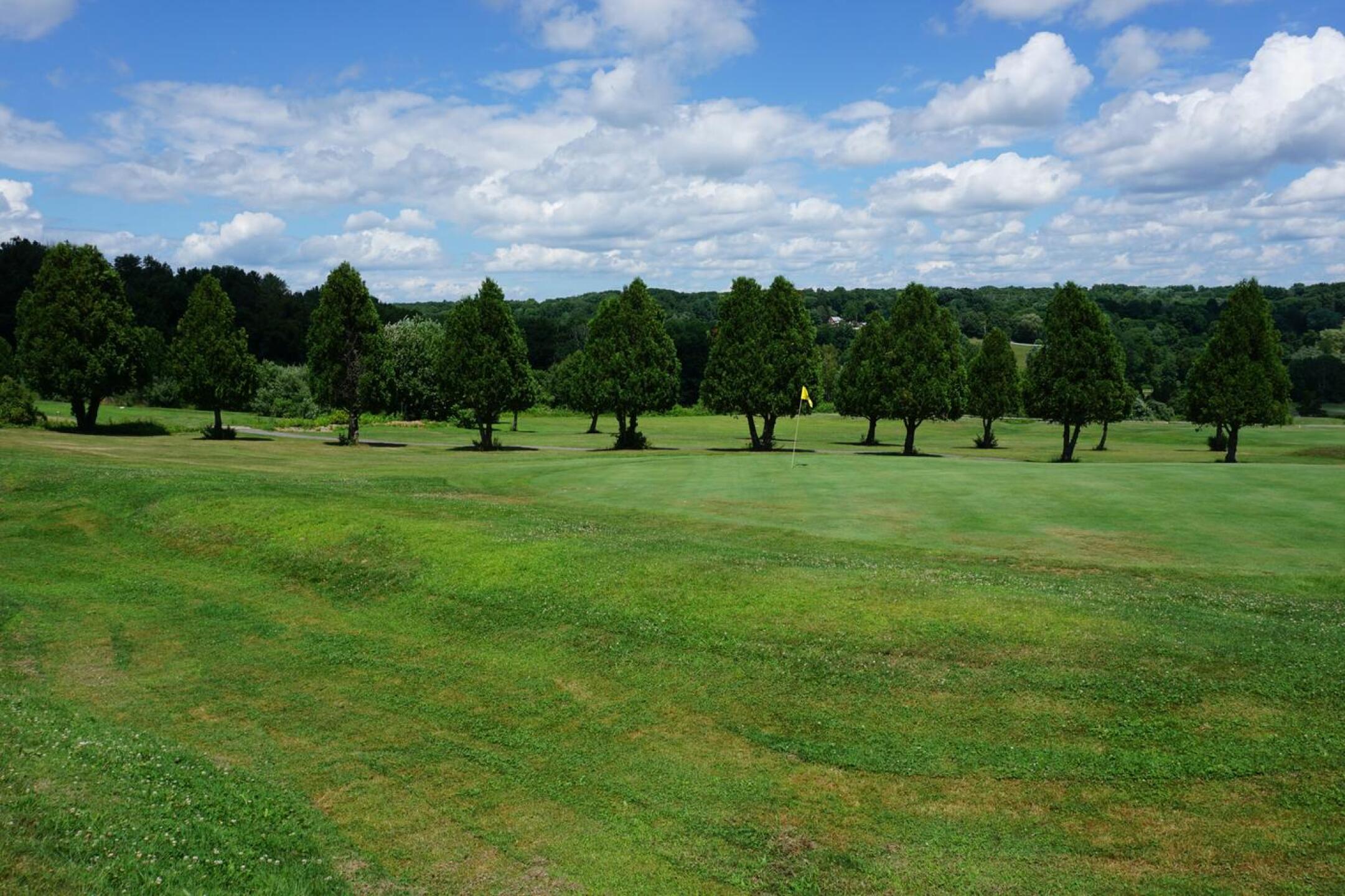 Green four: View from its right flank. (Photo submitted by AptlyLinked on 07/13/2020)