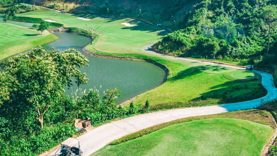 Hilltop Valley GC - A Course: #1