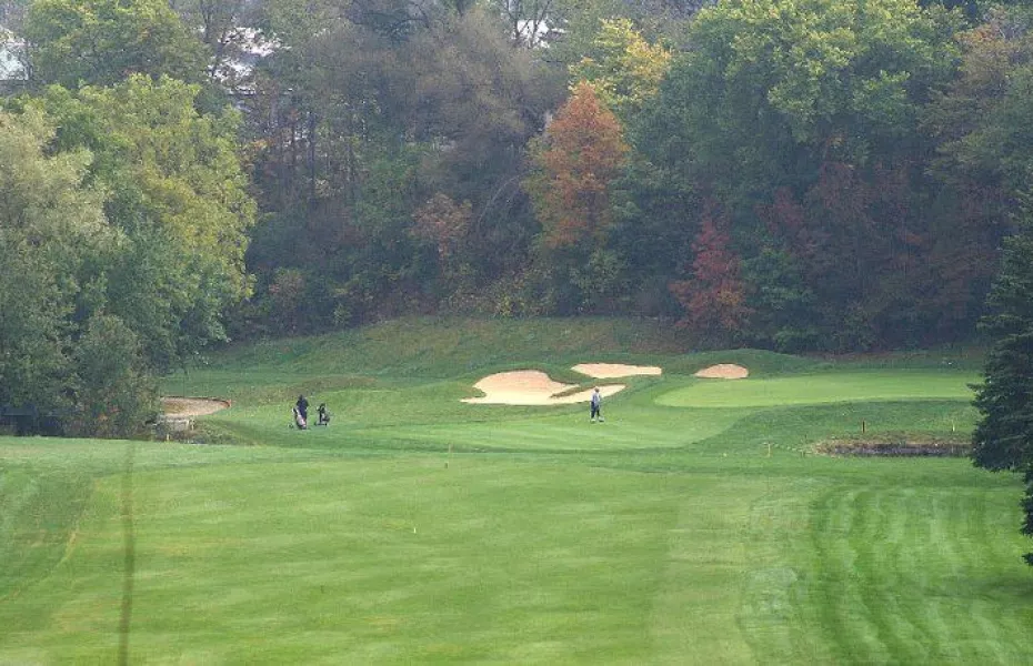 Sunningdale GCC - Thompson: #4