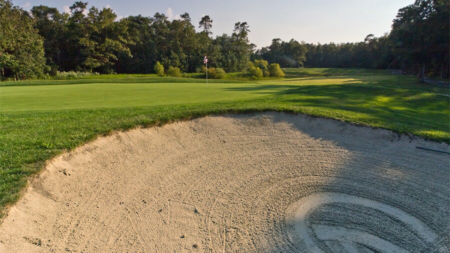 Harbor Pines Golf Club - hole 8