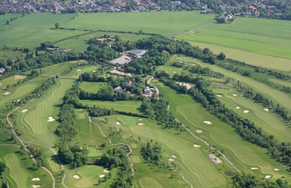 Blundells Hill GC: Aerial view