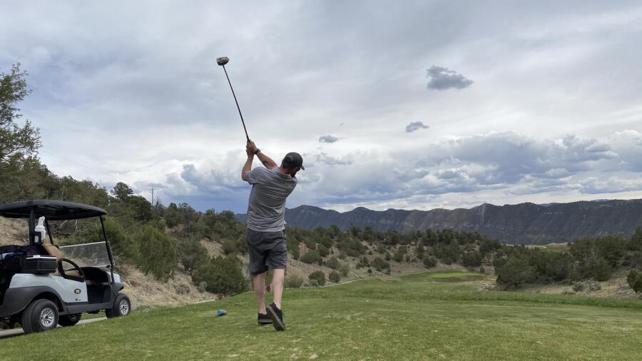 Lakota Canyon Ranch - swing