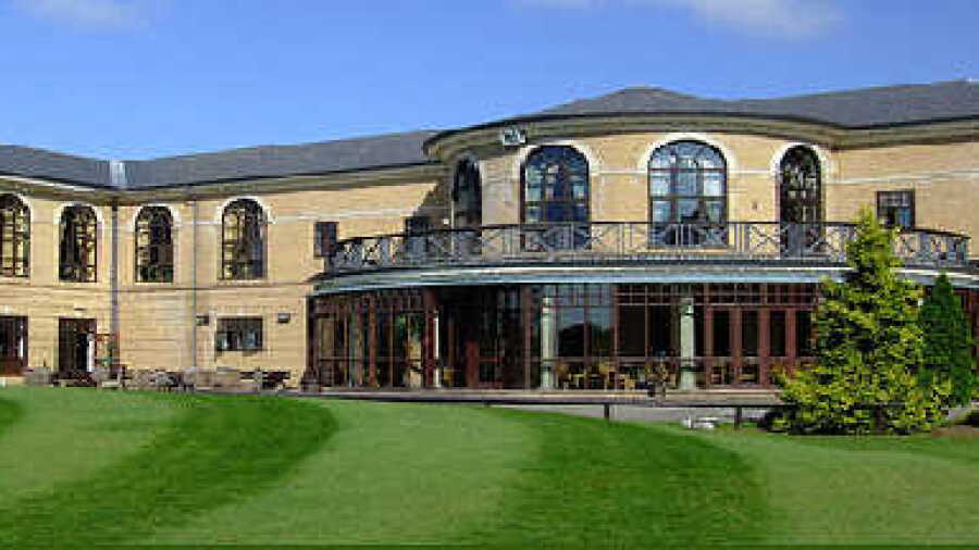 Belton Woods GC: Clubhouse