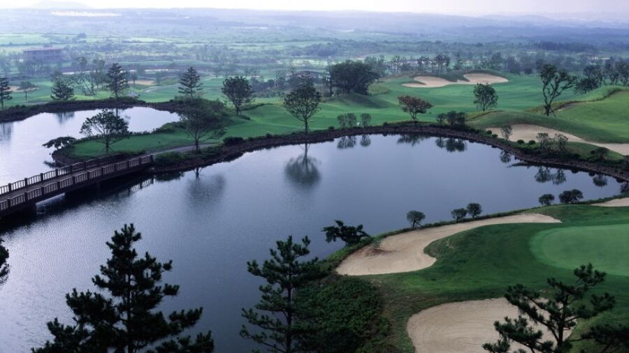 Everis Golf Resort