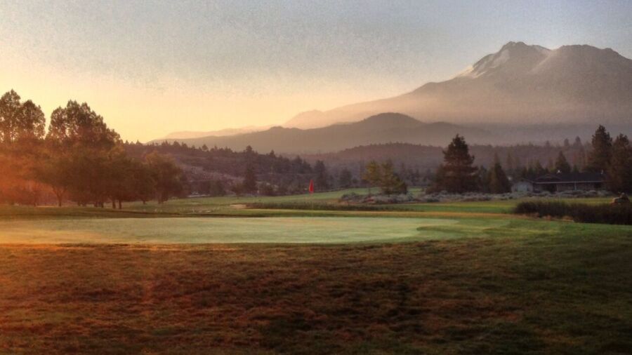 Championship at Lake Shastina Golf Resort: #9