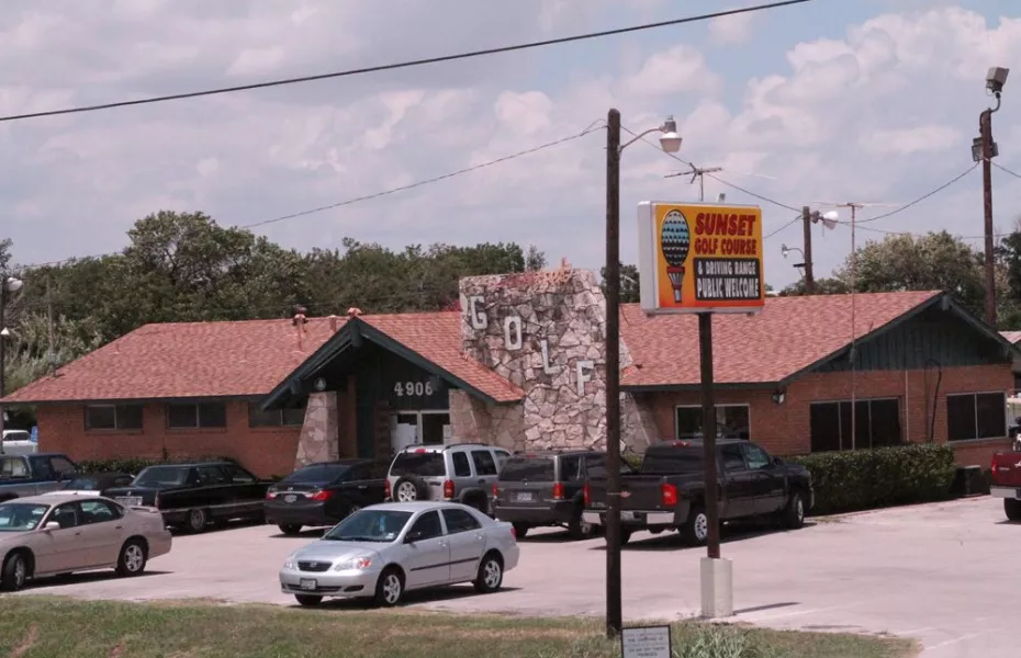 Sunset GC: Clubhouse