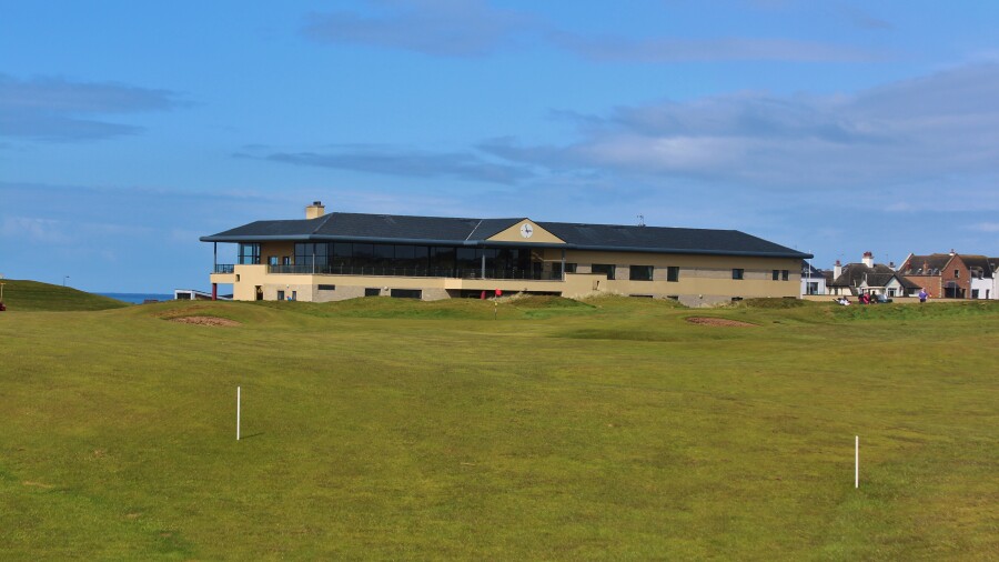 Portstewart Golf Club - Strand Course - clubhouse 