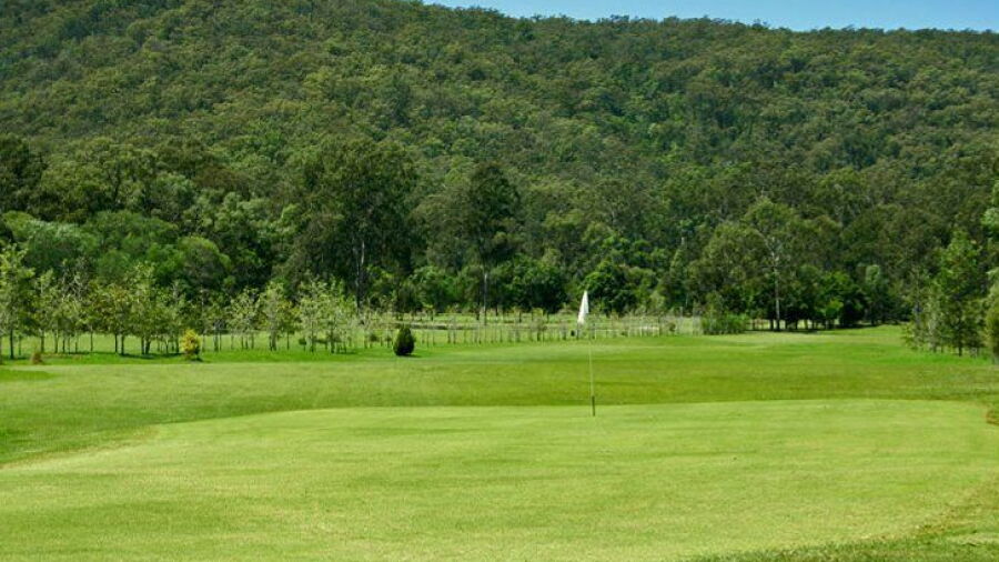Village Links GC: #3
