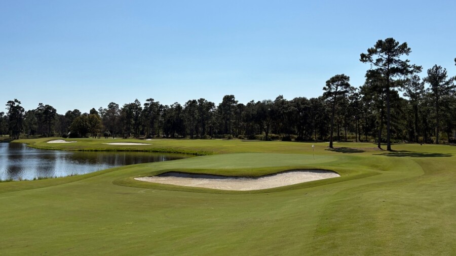 Sanctuary Golf Club - hole 3