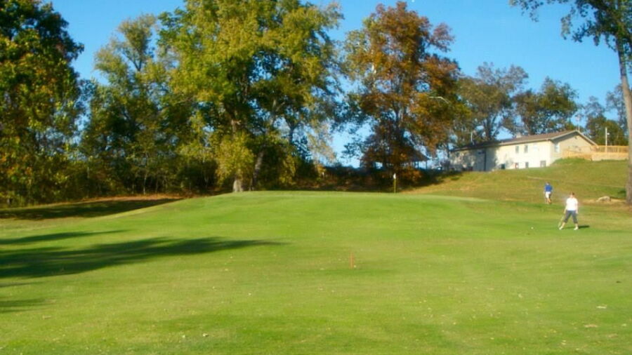 Windward Heights CC: #9