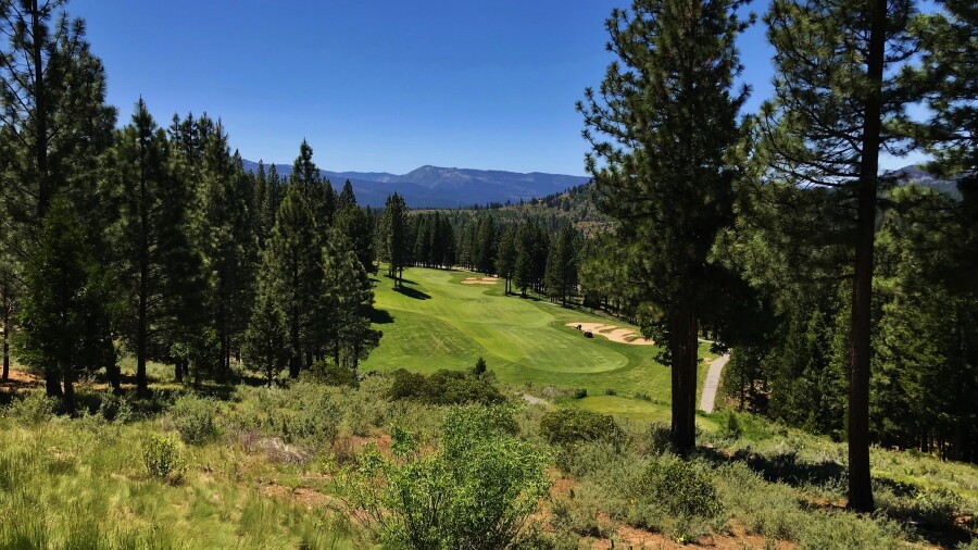 The Dragon at Nakoma - hole 1