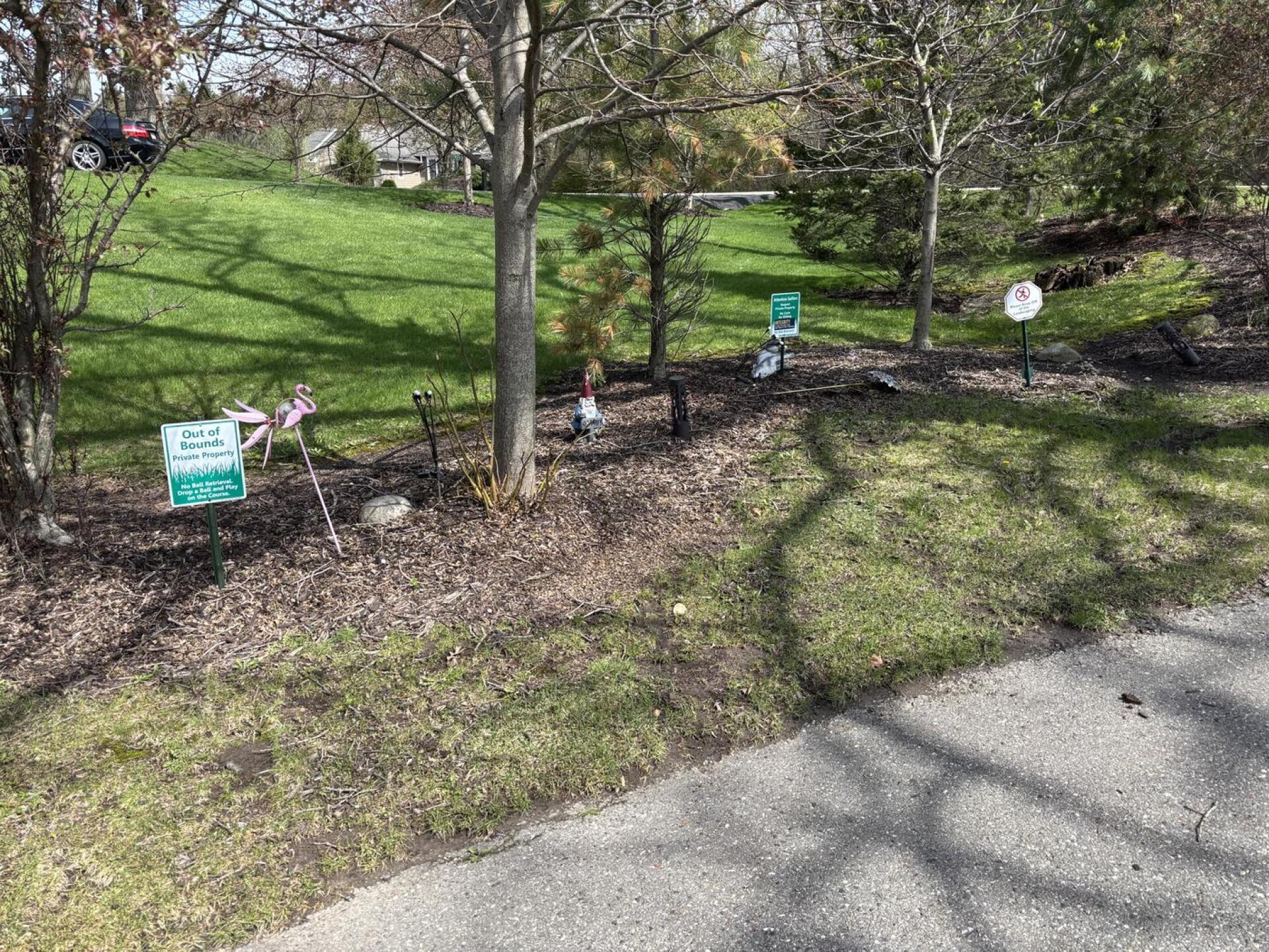 Trespassing signage (Photo submitted by Yourfriendsnow on 04/19/2026)
