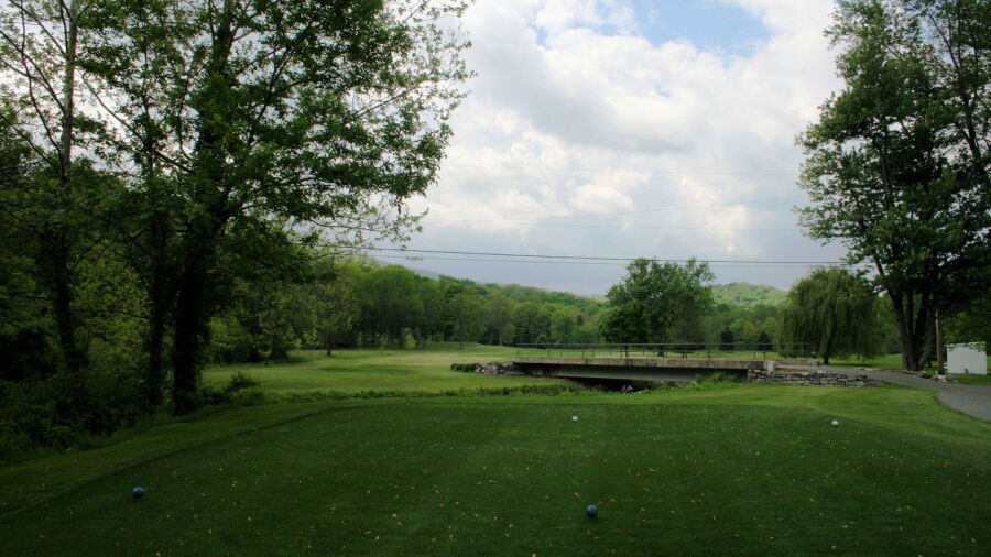 Bedford Elks GC: #4