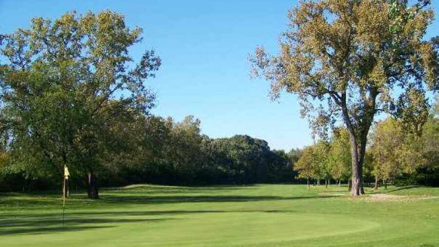 Lake Bluff GC: #15