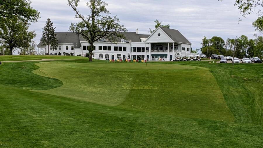 Elmwood Country Club - clubhouse 