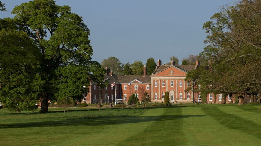 Mottram Hall overlooking the 18th green