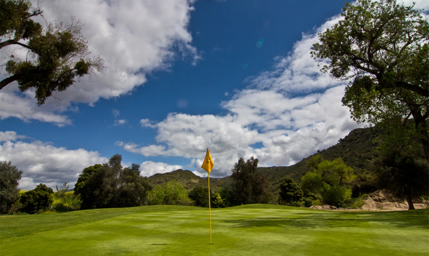 Oak Glen golf course at Sycuan Resort - 14th