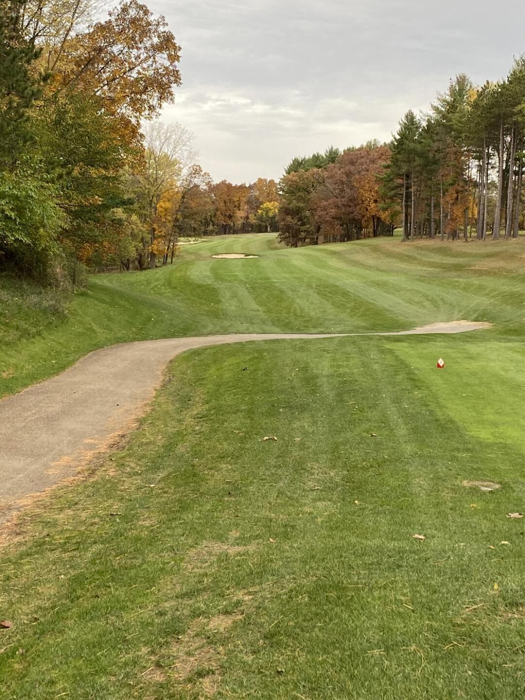 Par 5 11th tee box (Photo submitted by HOTSPOTTS on 10/15/2020)