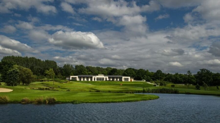 Shire London: Clubhouse