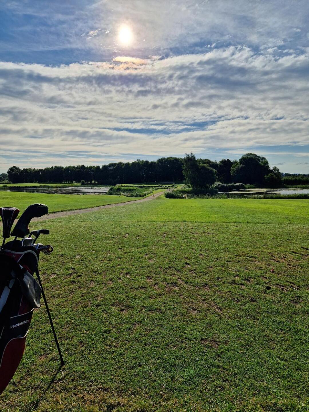 Hole 11 par 3 (Photo submitted by jmarsay16 on 07/23/2024)