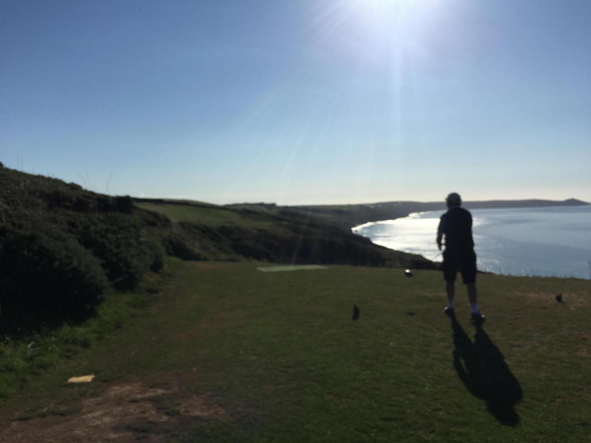 Hole 5 over the cliff to the fairway (Photo submitted by chriscarter599 on 09/13/2018)