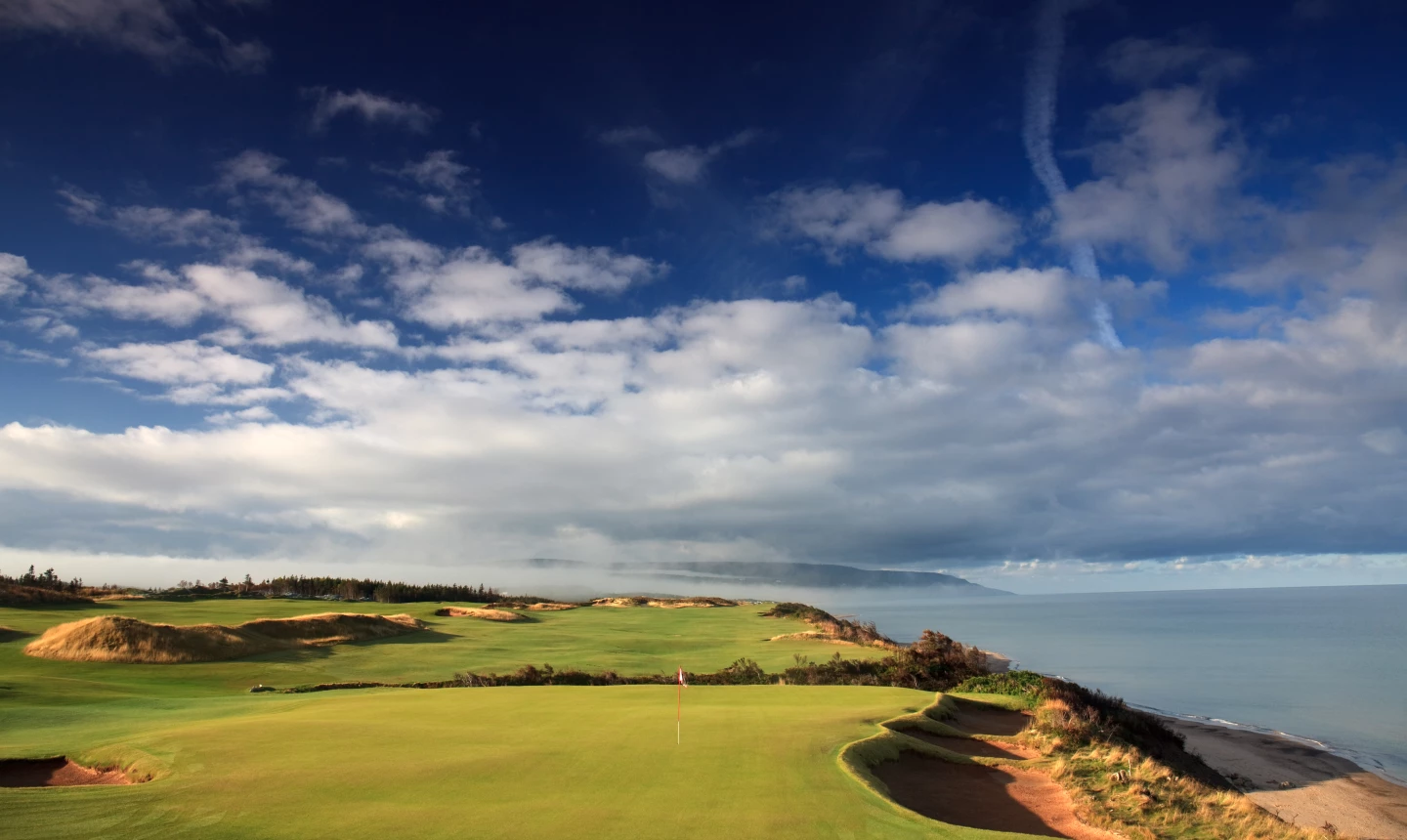 Cabot Cliffs - hole 10