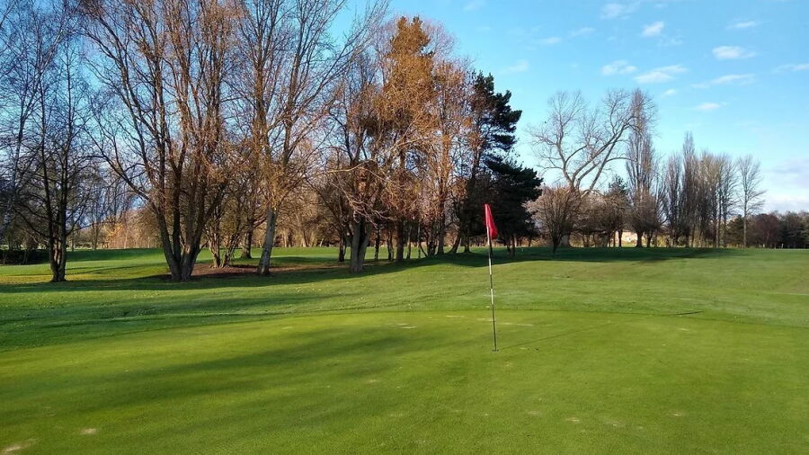 Heworth GC: #8