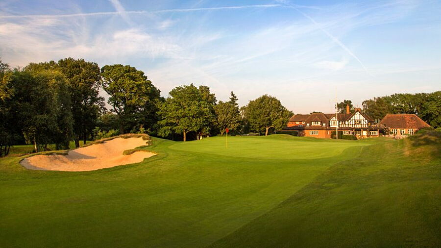 Tandridge GC: Clubhouse & #9