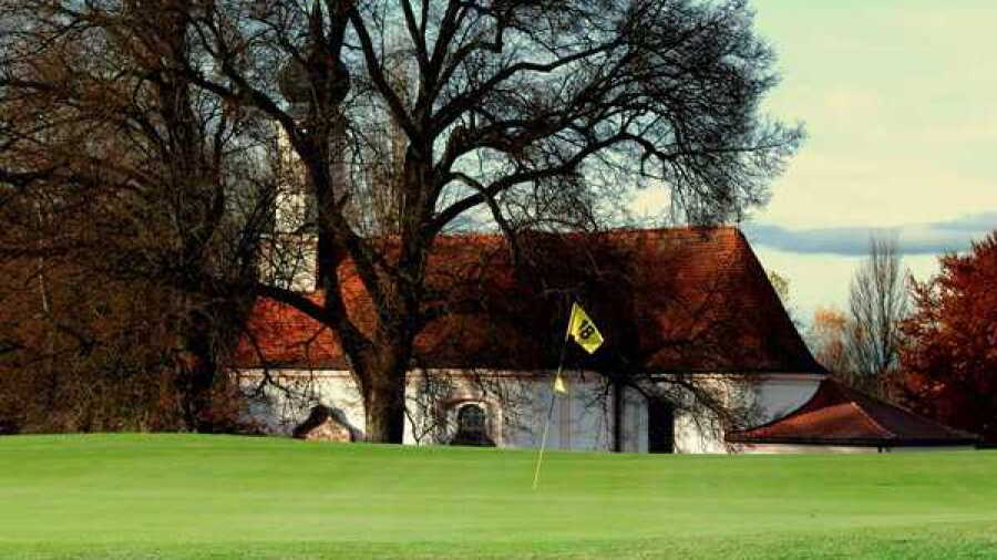 Schloss Guttenburg GC – 18-hole: #18